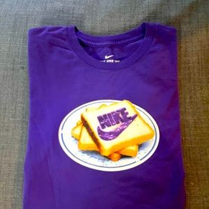 RARE Nike Peanut Butter & Jelly Graphic Tee-Mens XXL, like new condition